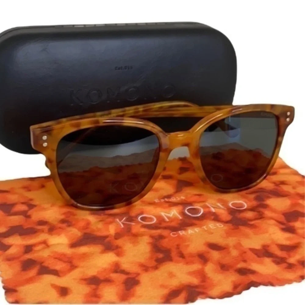 Komono Sunglasses Renee Orange tan Caramel Demi New